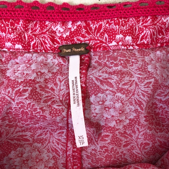 Free People Pink Floral Flowy Cropped Tank Top - Picture 4 of 4